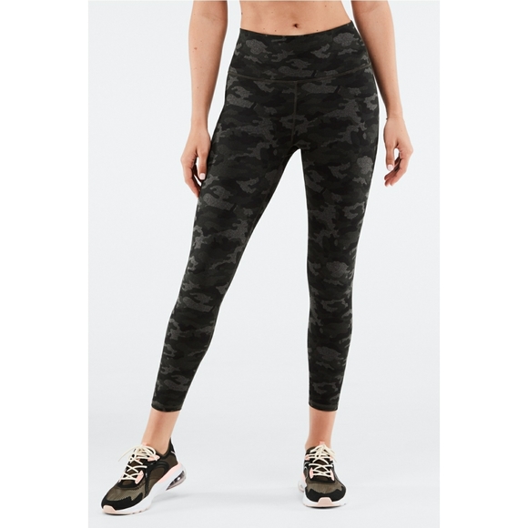 Define High-Waisted 7/8 PowerHold Legging in Charcoal Camo - Picture 2 of 13